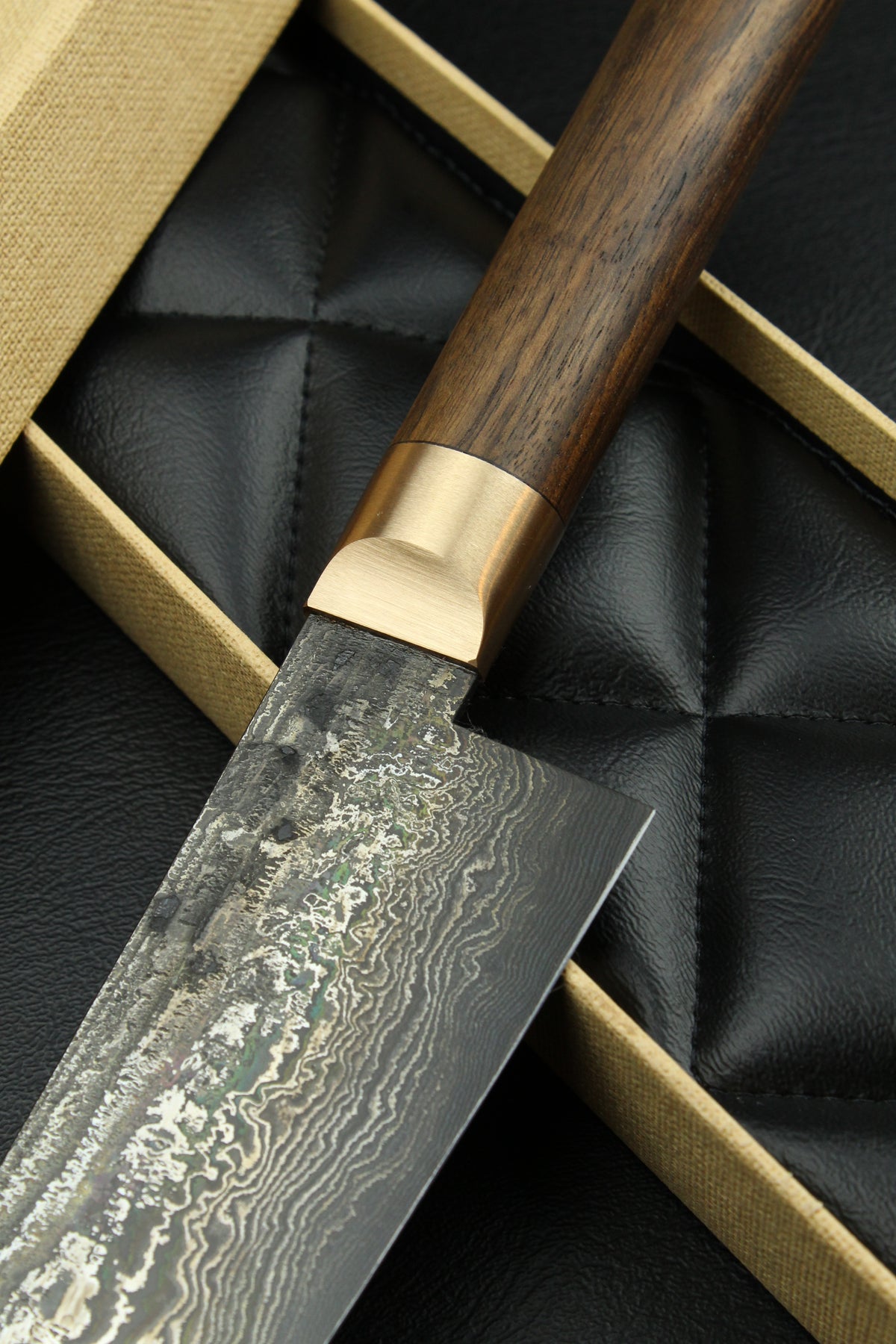 Damascus Gyuto 320L1 Deutsche Walnuss