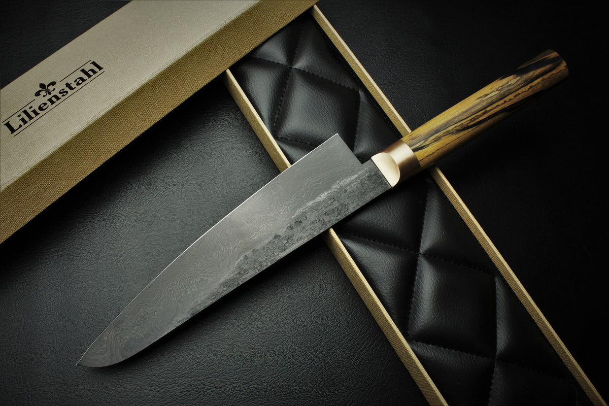 Gyuto 2 Schwarzes Damaszenerstahl B&W Königliches Ebenholz