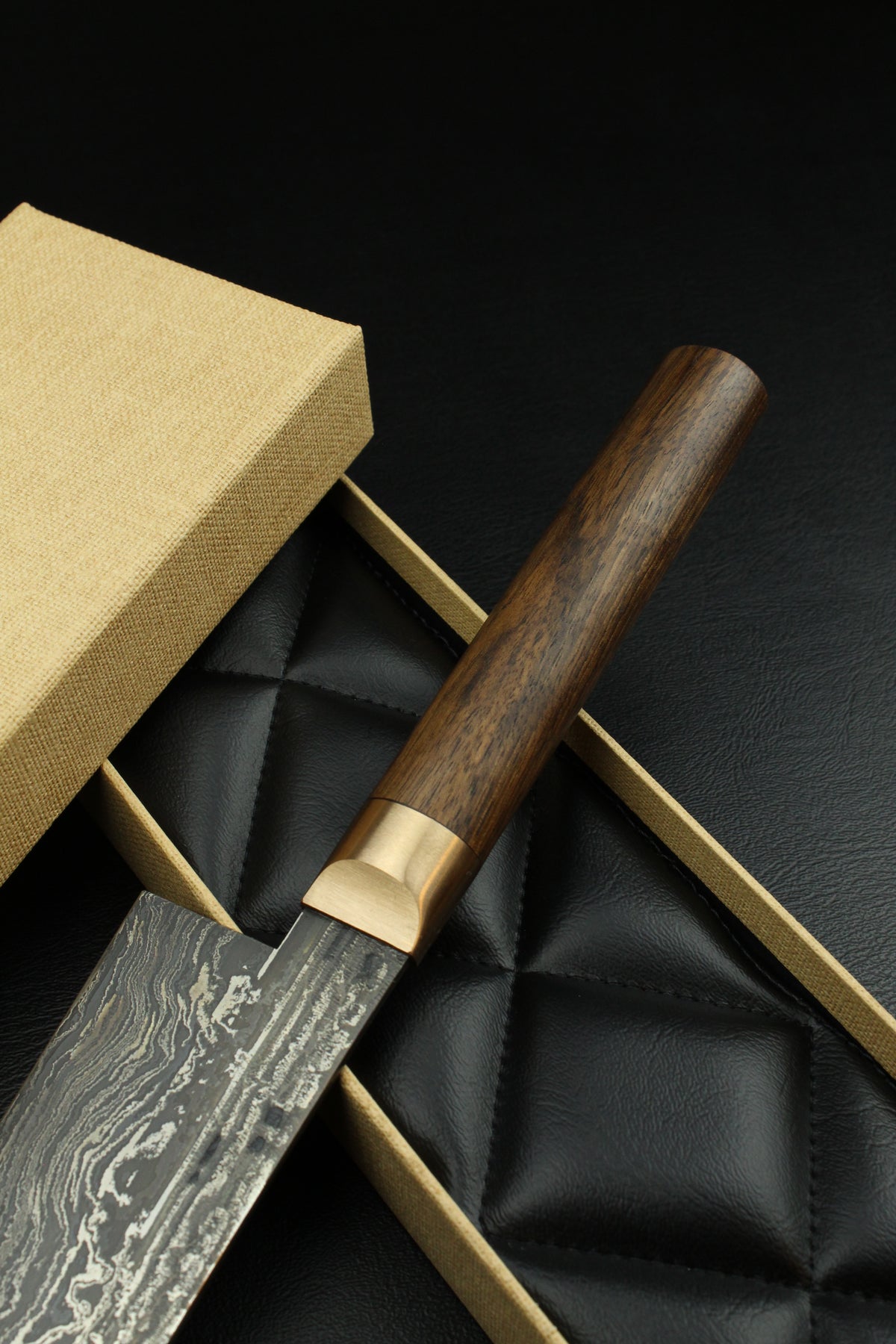 Damascus-Santoku aus deutschem Walnussholz (HK)