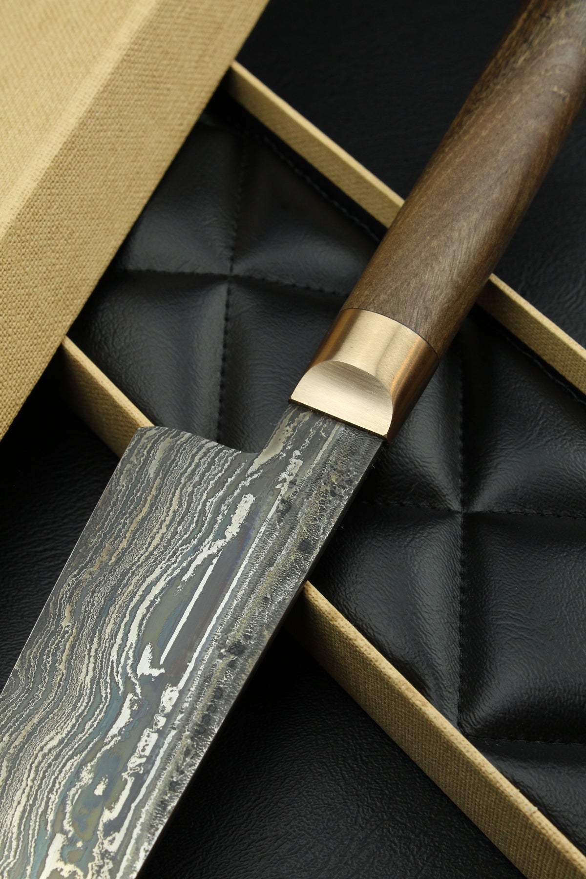 Damascus-Gyuto HK aus deutschem Walnussholz