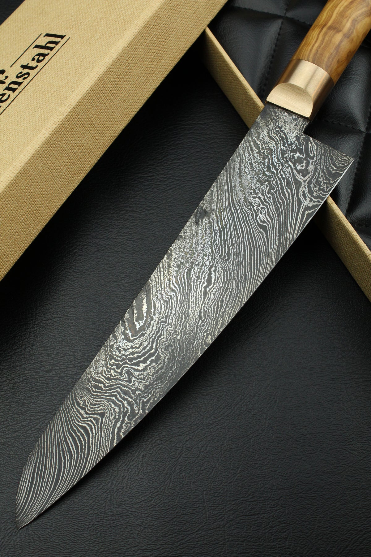 Damast-Gyuto Torsion Olive Oval