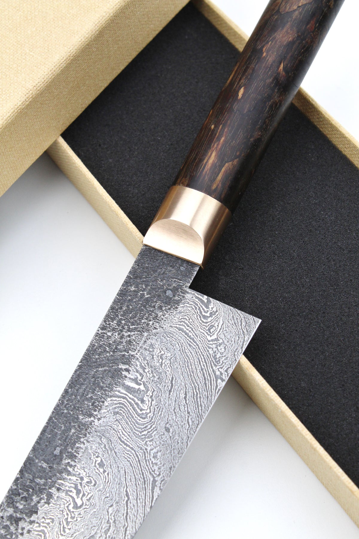 Damast Santoku 320L Torsion Walnuss