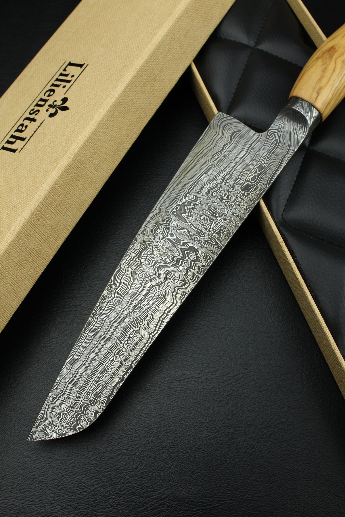 Gyuto Torsion 210 Olivgrün