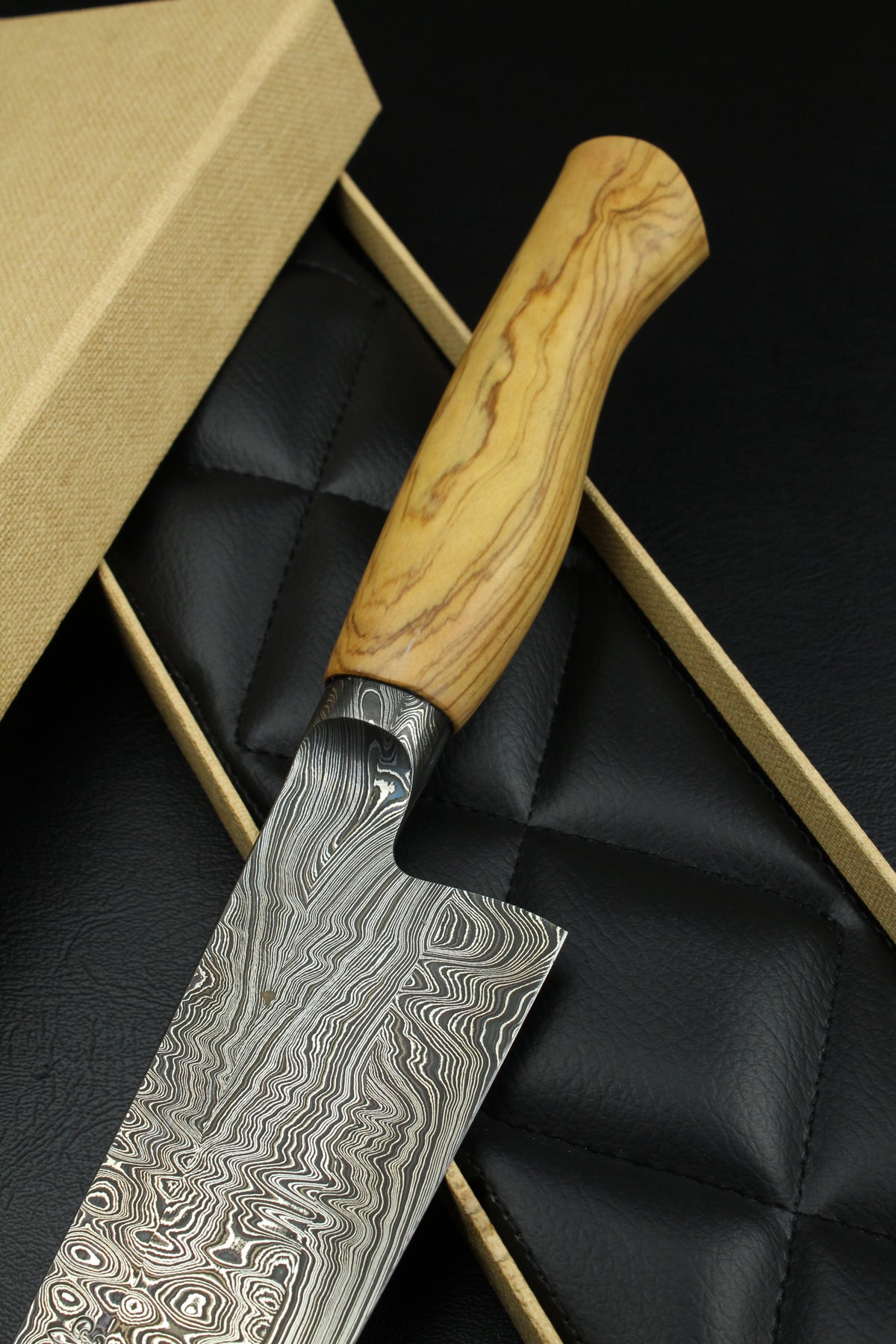 Gyuto Torsion 210 Olivgrün